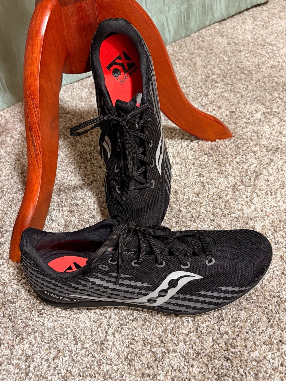 Saucony Black Running Shoes with Red Insole Men’s 10 Like New